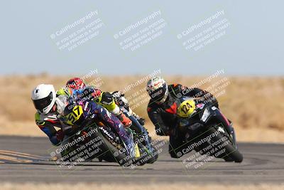 media/Mar-22-2025-CVMA (Sat) [[462c0ffedb]]/Race 13-Amateur Supersport Middleweight/